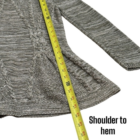 Neiman Marcus Green Ivory Tight Knit Long Sleeve Chucky Pleated Sweater Size M - Picture 10 of 10